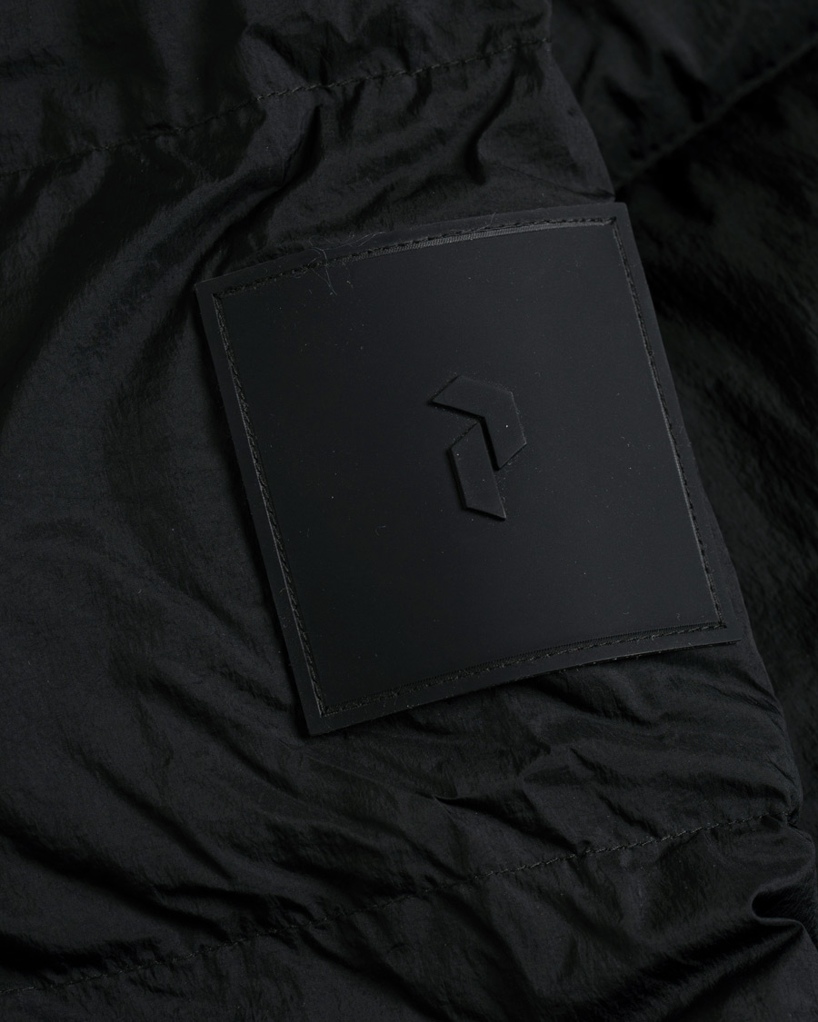 Homme | Manteaux Et Vestes | Peak Performance | Offense Crinkly Nylon Jacket Black