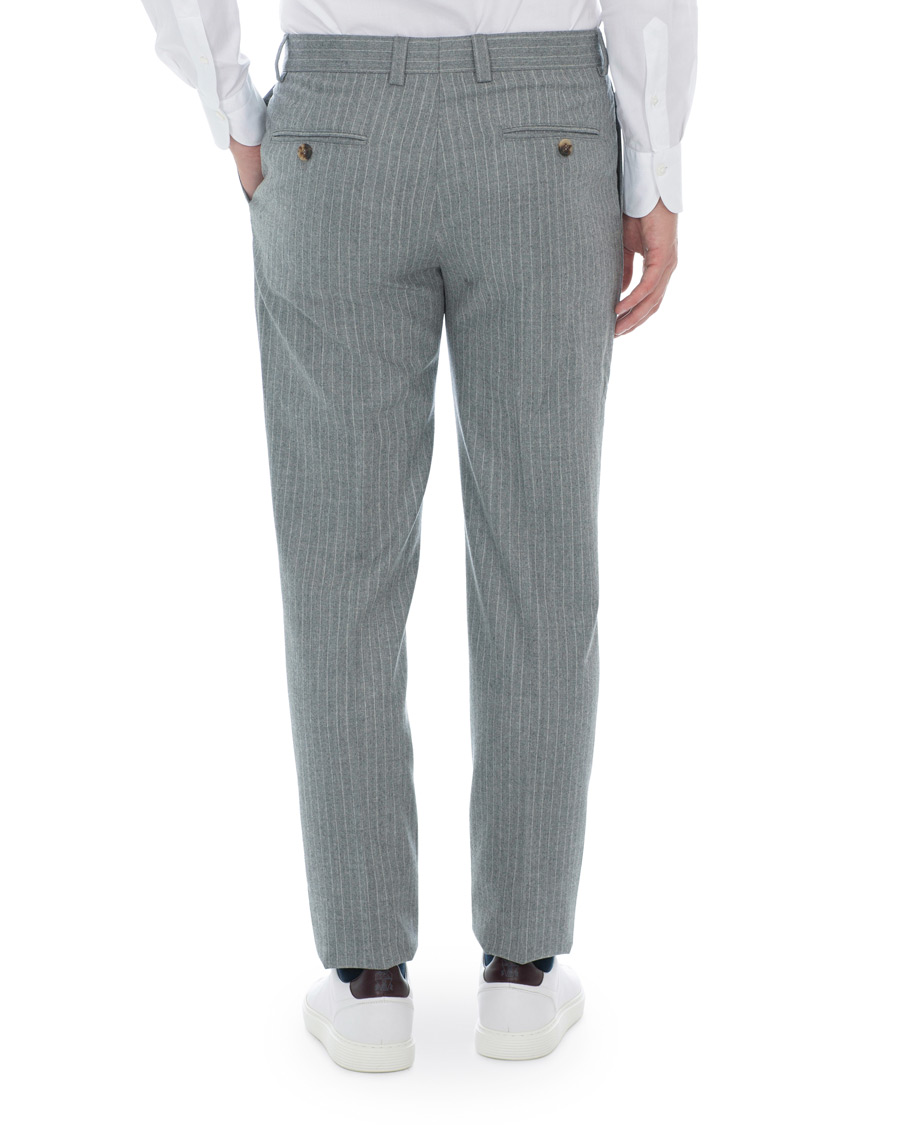 Homme | Pantalons | Brunello Cucinelli | Slim Fit Pin Stripe Pleated Flannel Trousers Light Grey