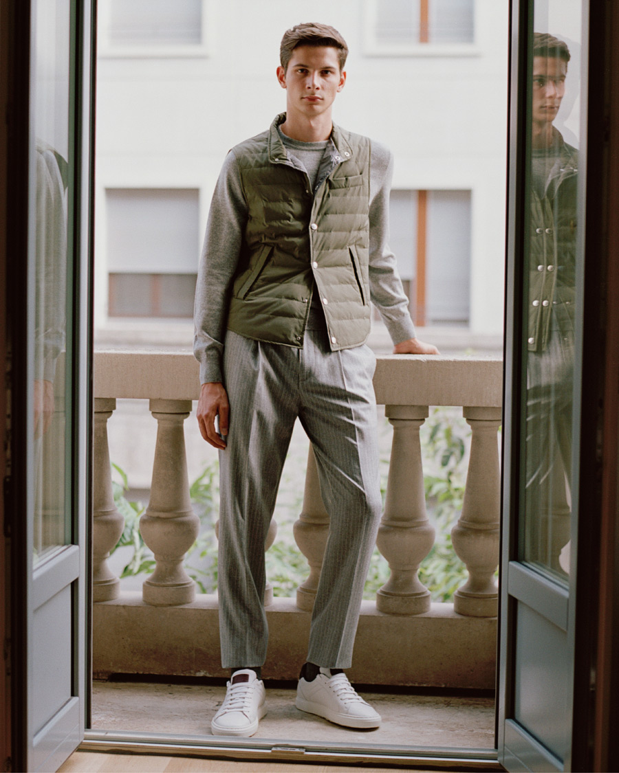 Homme | Pantalons | Brunello Cucinelli | Slim Fit Pin Stripe Pleated Flannel Trousers Light Grey