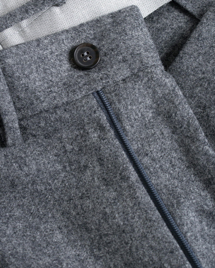 Homme | Pantalons | Berg&Berg | Arnold Pleated Side Adjuster Flanell Trousers Mid Grey