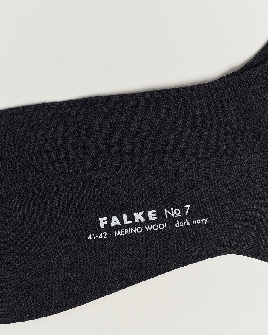 Homme |  | Falke | No. 7 Finest Merino Ribbed Socks Dark Navy