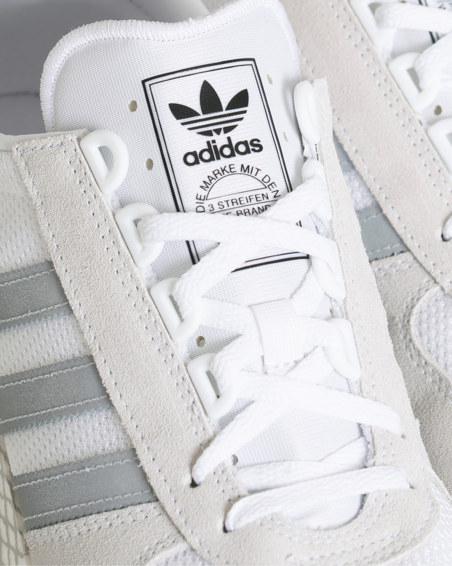 Homme | adidas Originals Marathon Tech Sneaker White | adidas Originals | Marathon Tech Sneaker White
