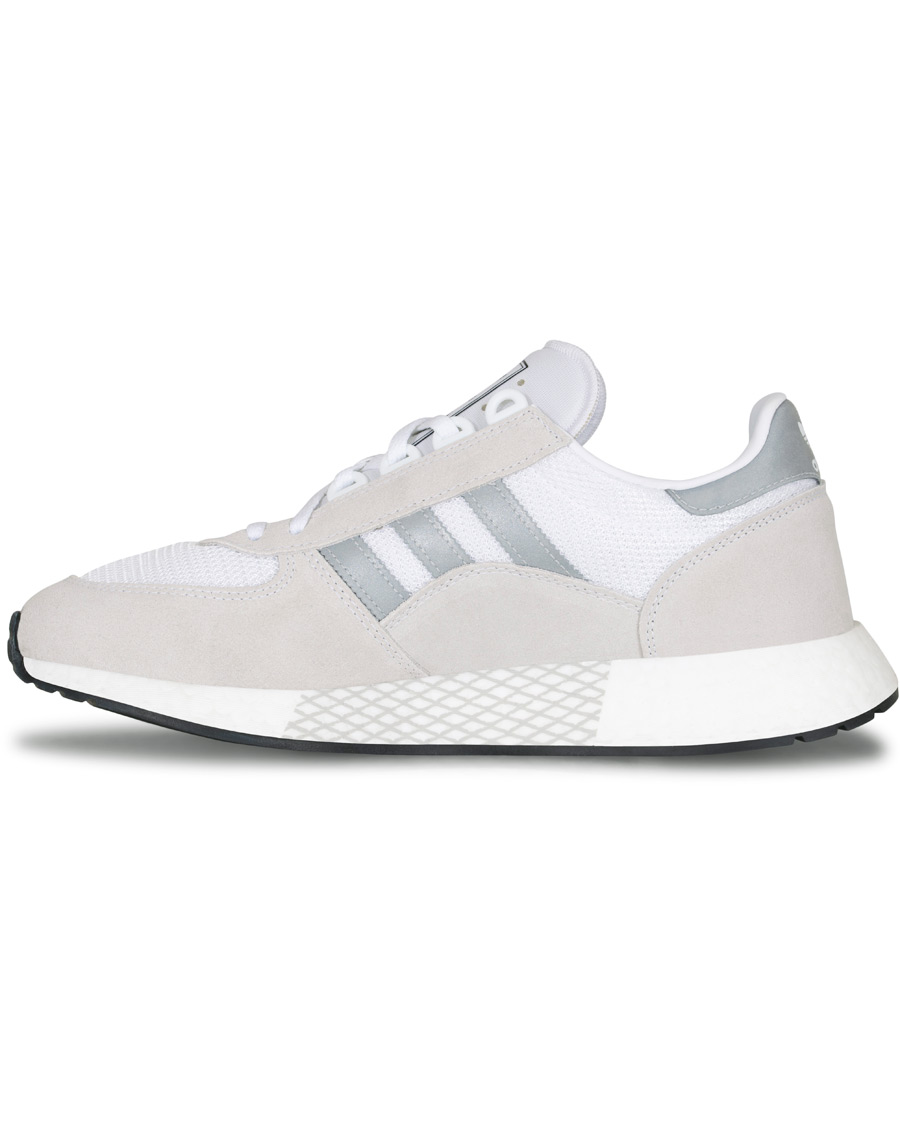 Homme | adidas Originals Marathon Tech Sneaker White | adidas Originals | Marathon Tech Sneaker White