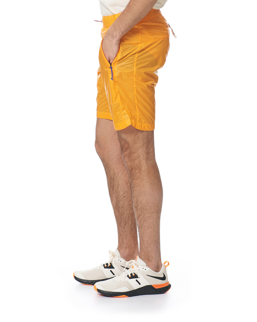 Homme | Shorts | Peak Performance | Ben Gorham Windbreaker Shorts Orange