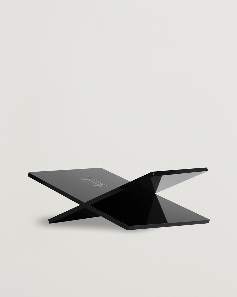 Homme | New Mags A Bookstand Black | New Mags | A Bookstand Black