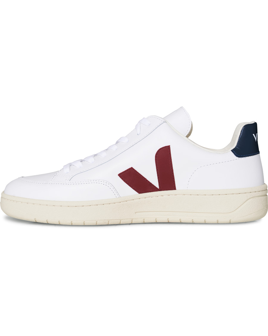 Homme | Veja V-12 Leather Sneaker White Marsala/Nautico | Veja | V-12 Leather Sneaker White Marsala/Nautico
