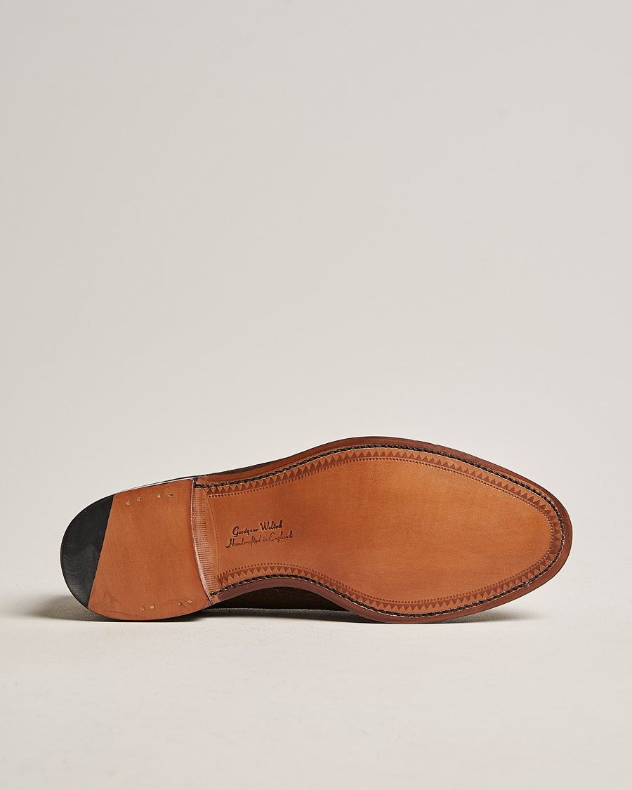 Homme | Loafers | Loake 1880 | Russell Tassel Loafer Chocolate Brown Suede