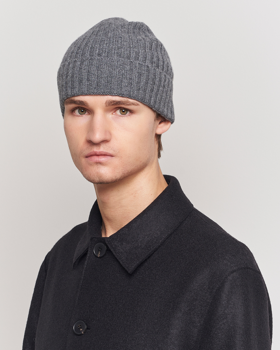 Homme | Bonnets | Amanda Christensen | Rib Knitted Cashmere Cap Grey Melange