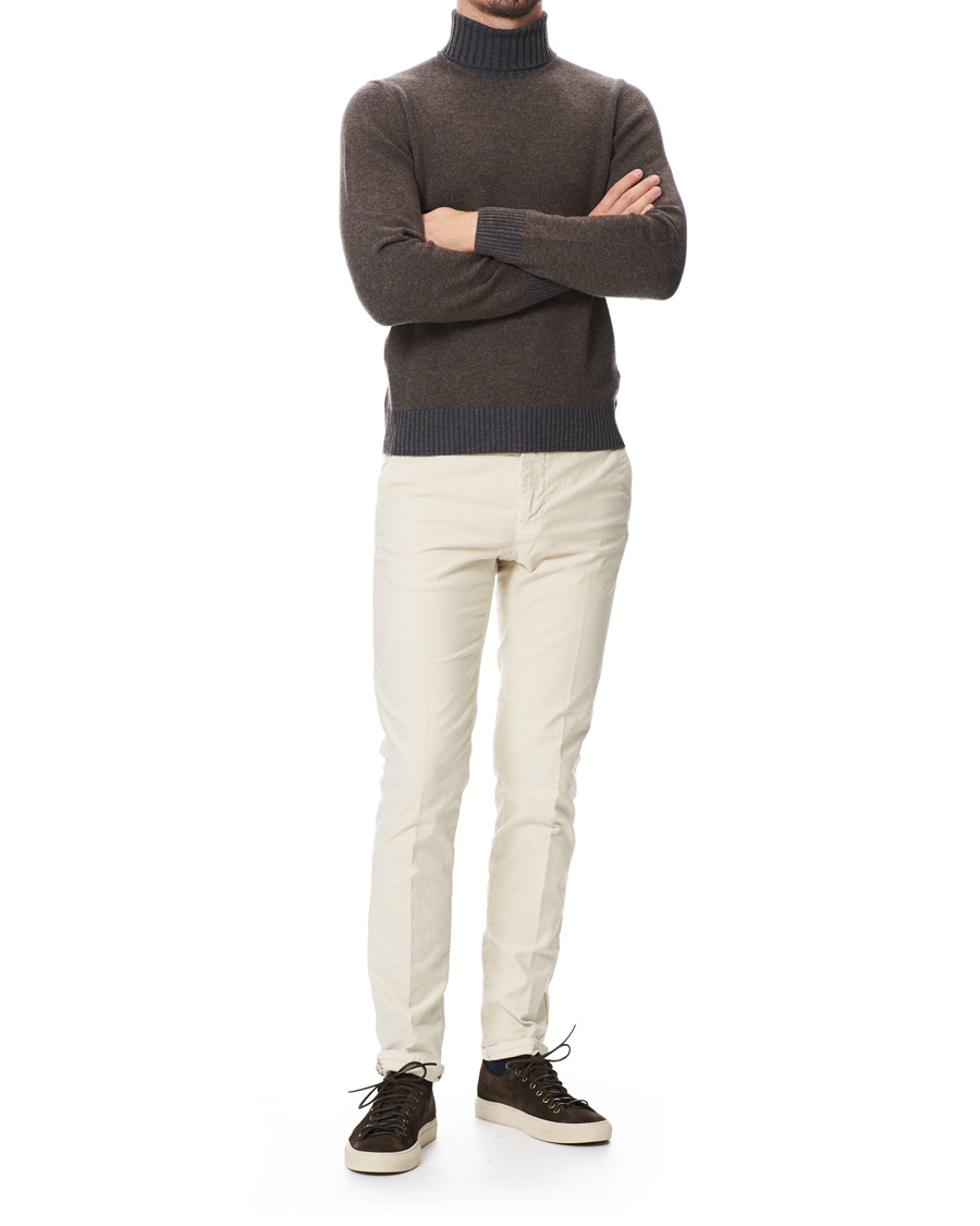 Homme | Pantalons | Incotex | Slim Fit Garment Dyed Washed Slacks Off White