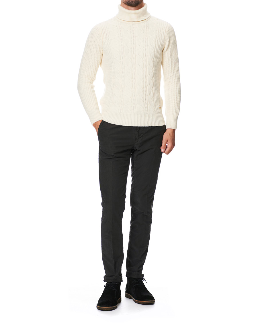 Homme | Pantalons | Incotex | Slim Fit Garment Dyed Washed Slacks Black