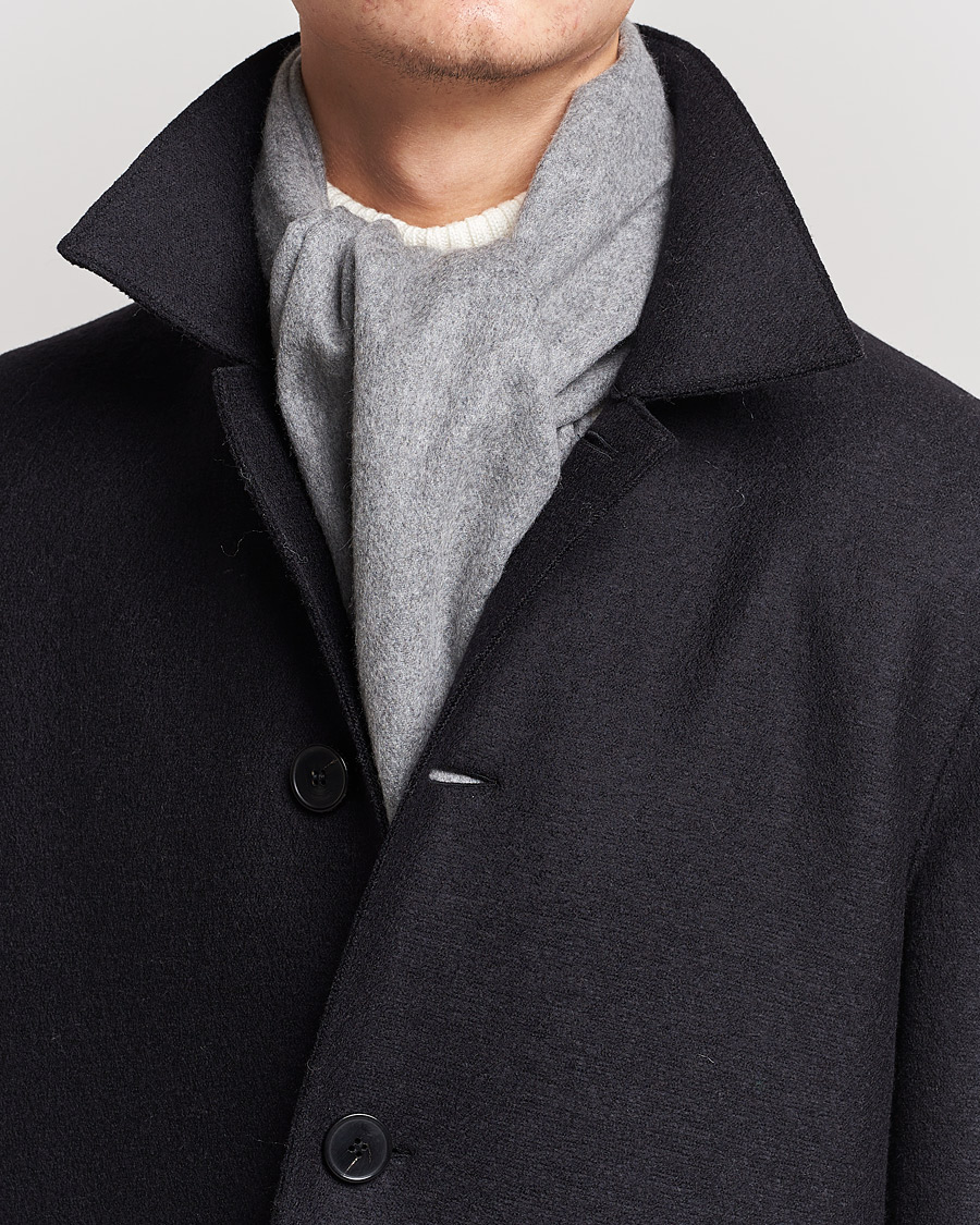 Homme | Johnstons of Elgin Cashmere Scarf Granite | Johnstons of Elgin | Cashmere Scarf Granite