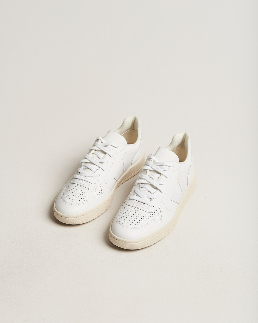Homme | Veja V-10 Leather Sneaker Extra White | Veja | V-10 Leather Sneaker Extra White