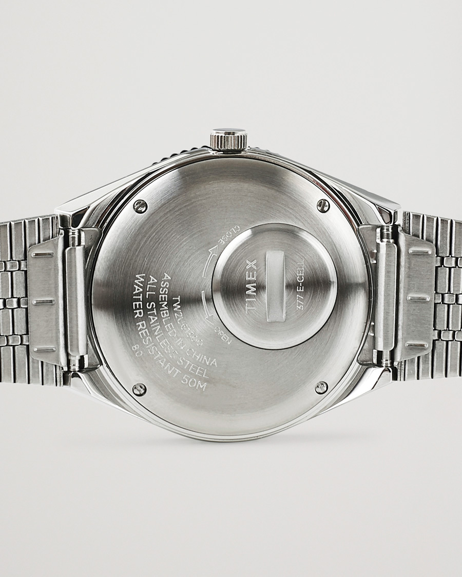 Homme | Timex Q Reissue 1979 Black/Red | Timex | Q Reissue 1979 Black/Red