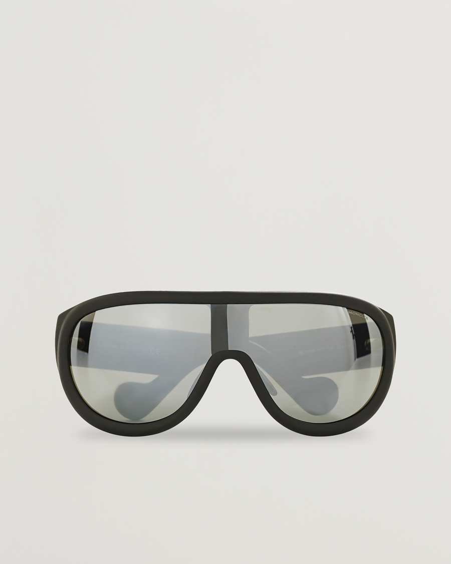 Homme | Moncler Lunettes ML0106 Sunglasses Matte Black | Moncler Lunettes | ML0106 Sunglasses Matte Black