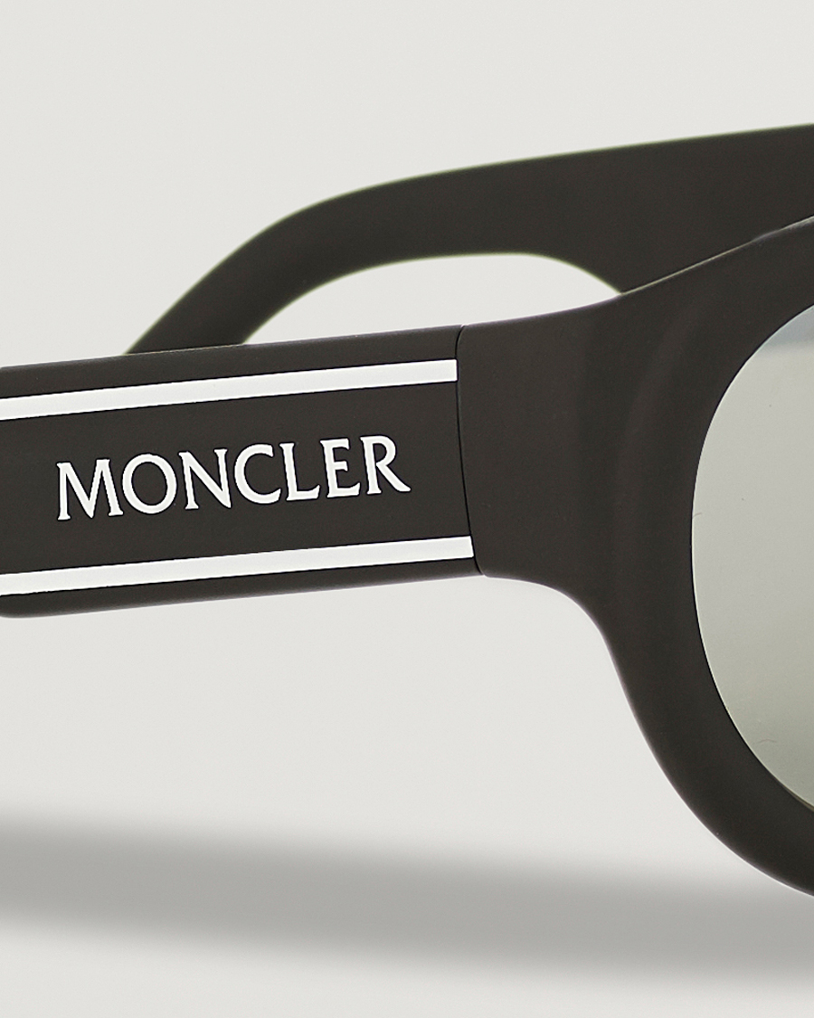 Homme | Moncler Lunettes ML0106 Sunglasses Matte Black | Moncler Lunettes | ML0106 Sunglasses Matte Black