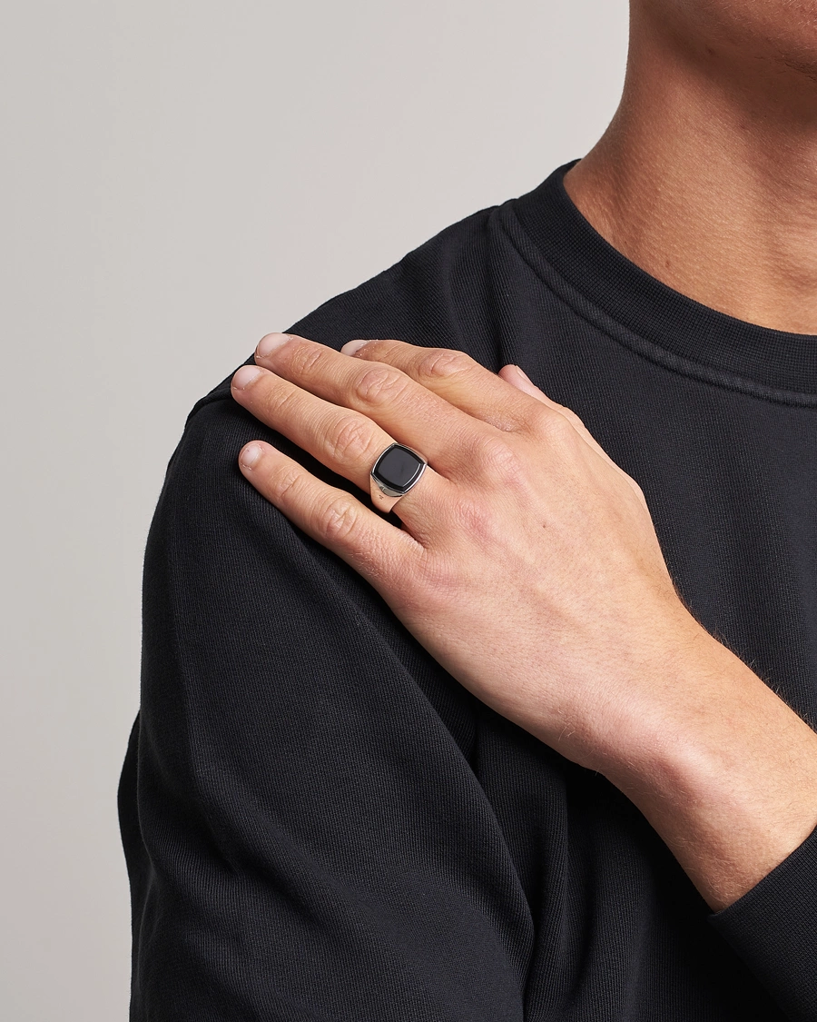 Homme | Contemporary Creators | Tom Wood | Cushion Black Onyx Ring Silver