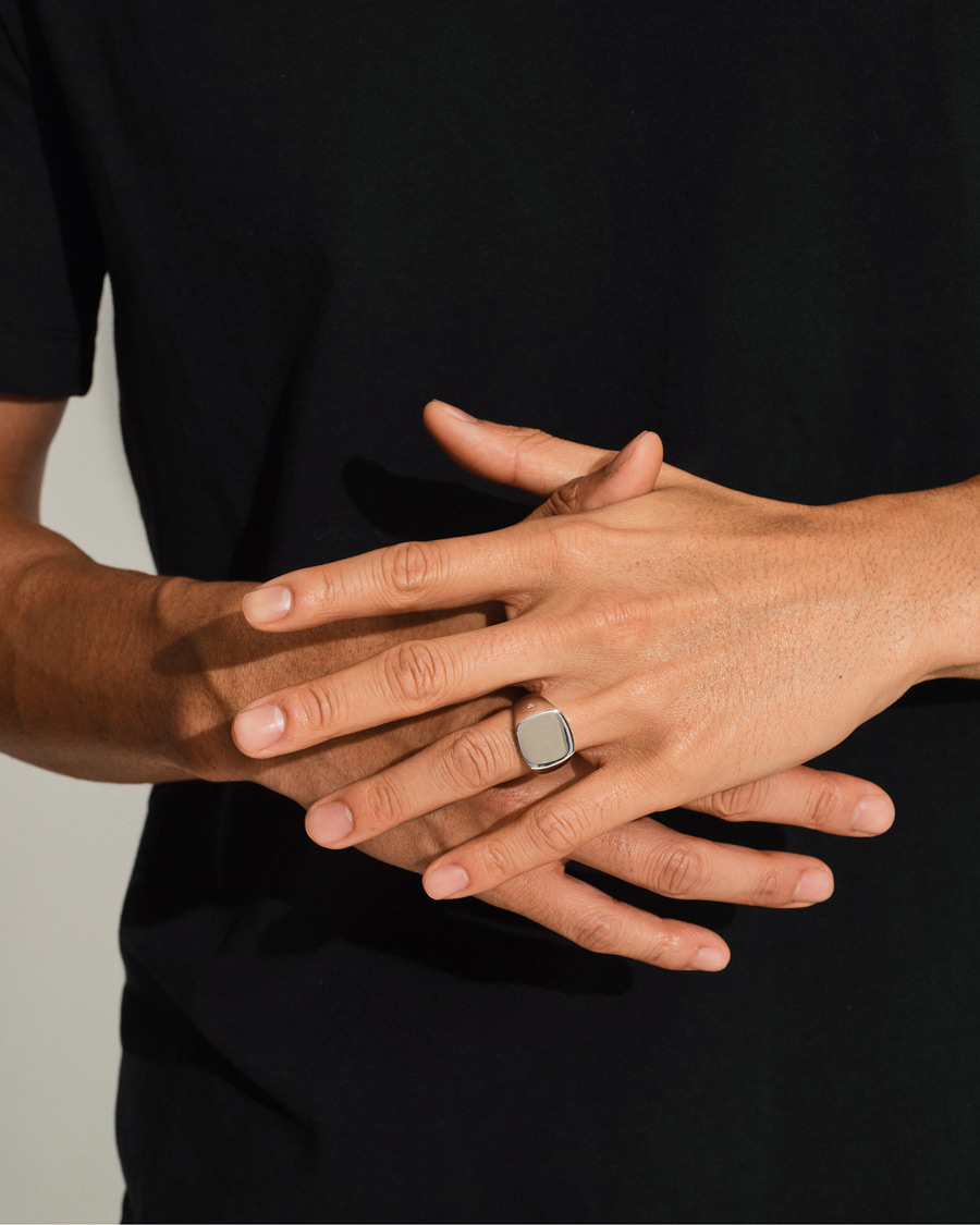 Homme | Bijoux | Tom Wood | Cushion Polished Ring Silver
