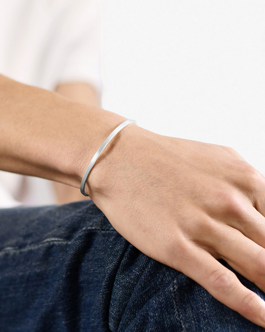 Homme | Bijoux | LE GRAMME | Ribbon Bracelet Brushed Sterling Silver 7g