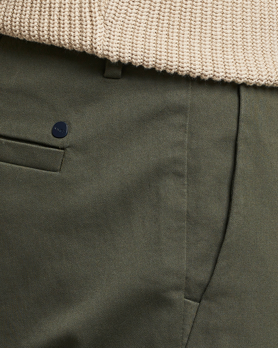 Homme | Pantalons | NN07 | Theo Regular Fit Stretch Chinos Army Green