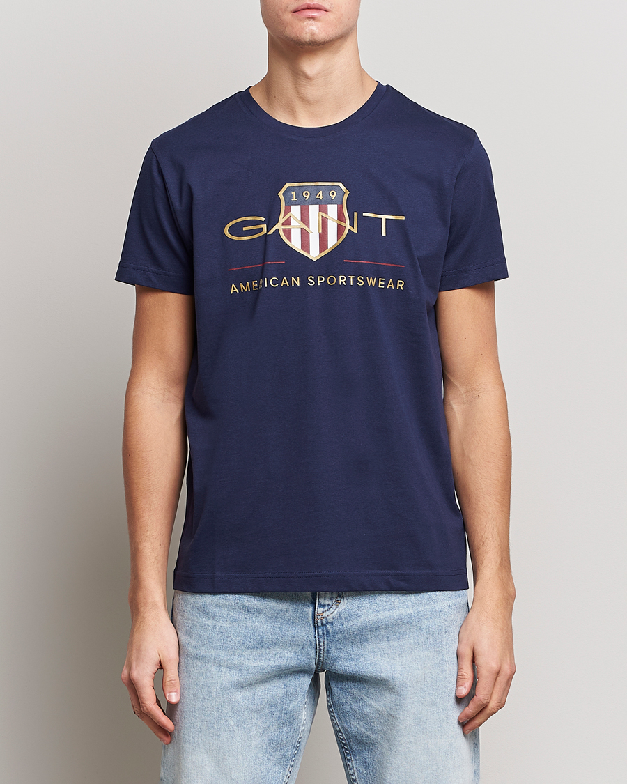 Homme | T-shirts | GANT | Archive Shield Logo T-Shirt Evening Blue