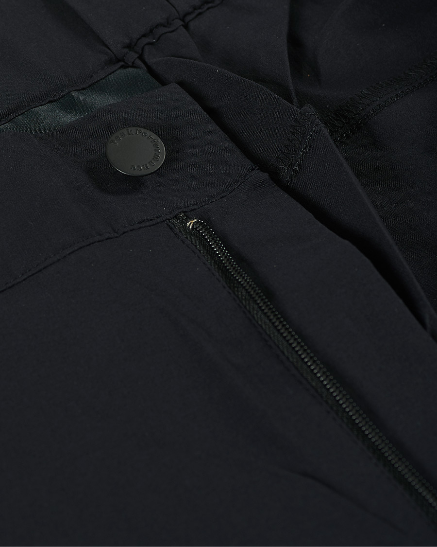 Homme | Shorts | Peak Performance | Moment Cargo Shorts Black