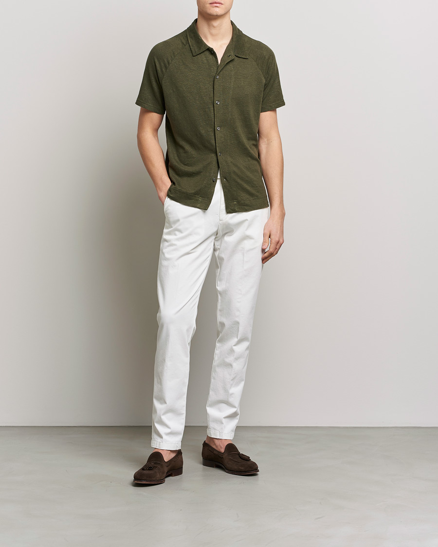 Homme | Polos | Oscar Jacobson | Albin Short Sleeve Linen Polo Olive