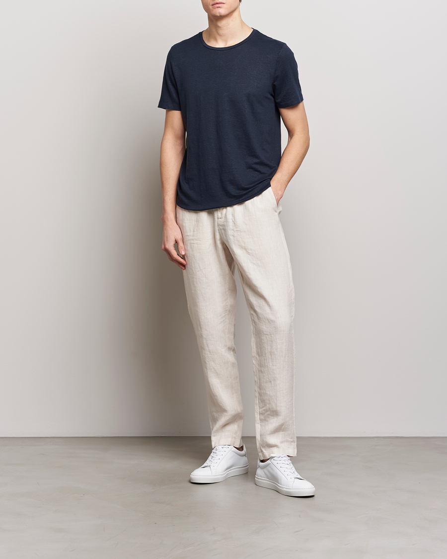 Homme | T-shirts | Oscar Jacobson | Kyran Linen T-Shirt Navy