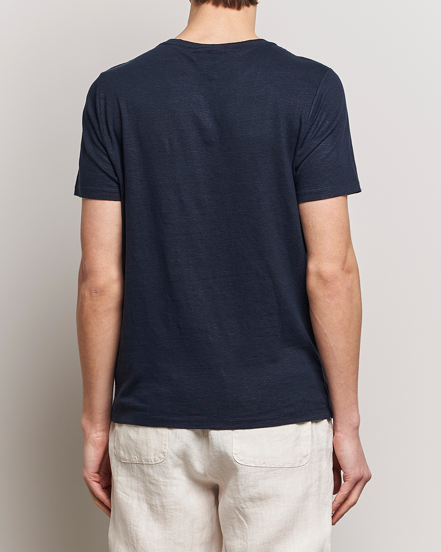 Homme | T-shirts | Oscar Jacobson | Kyran Linen T-Shirt Navy