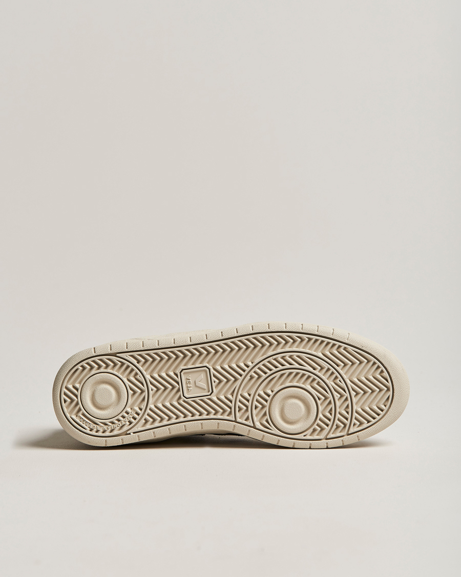 Homme | Veja V-10 Leather Sneaker Extra White/Black | Veja | V-10 Leather Sneaker Extra White/Black