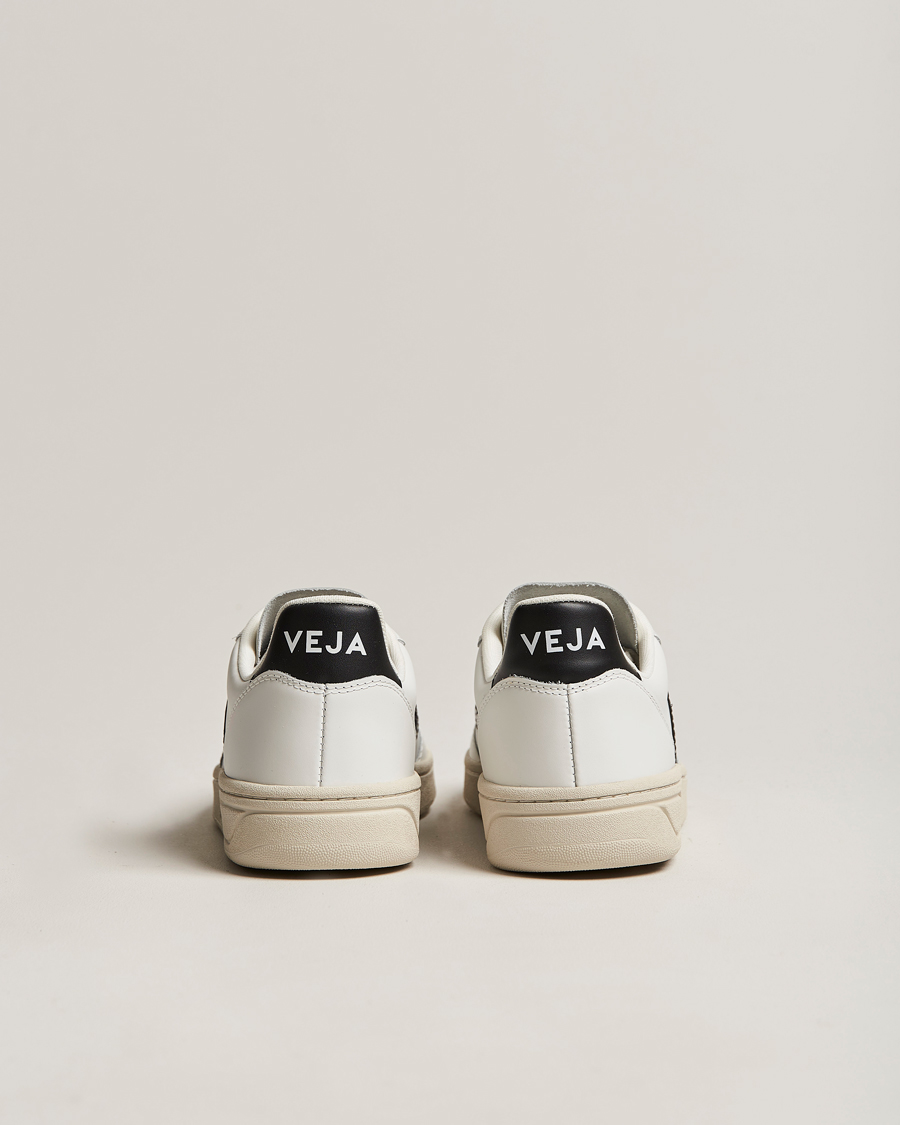 Homme | Veja V-10 Leather Sneaker Extra White/Black | Veja | V-10 Leather Sneaker Extra White/Black