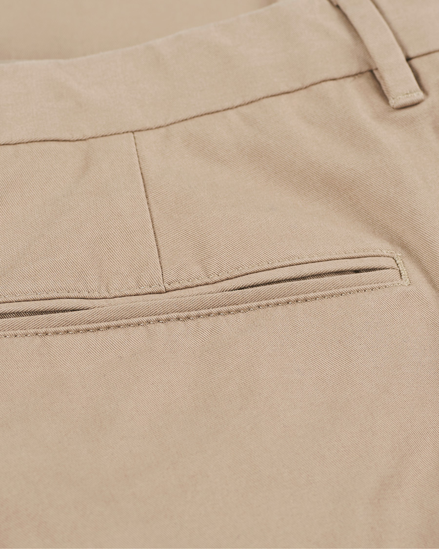 Homme | Pantalons | Filippa K | William Cotton Trousers  Desert Taupe