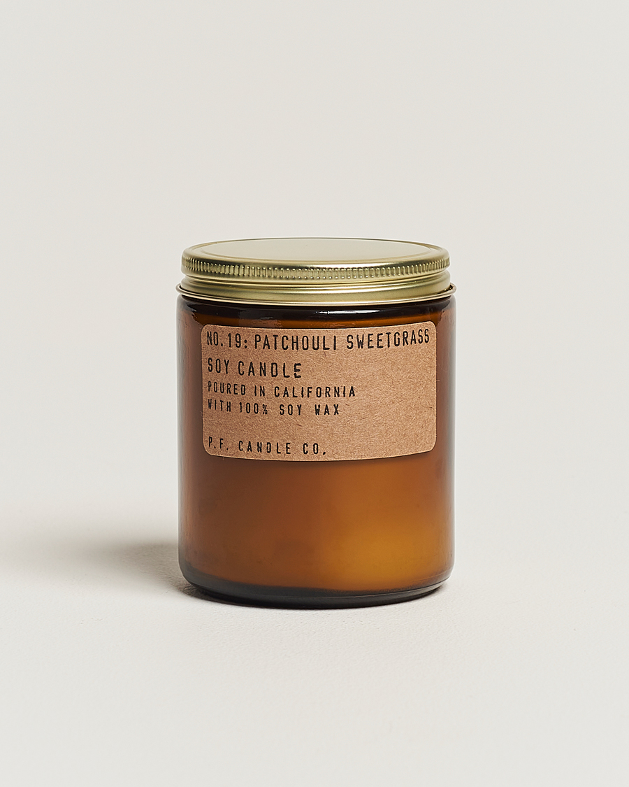 Homme | P.F. Candle Co. Soy Candle No. 19 Patchouli Sweetgrass 204g | P.F. Candle Co. | Soy Candle No. 19 Patchouli Sweetgrass 204g