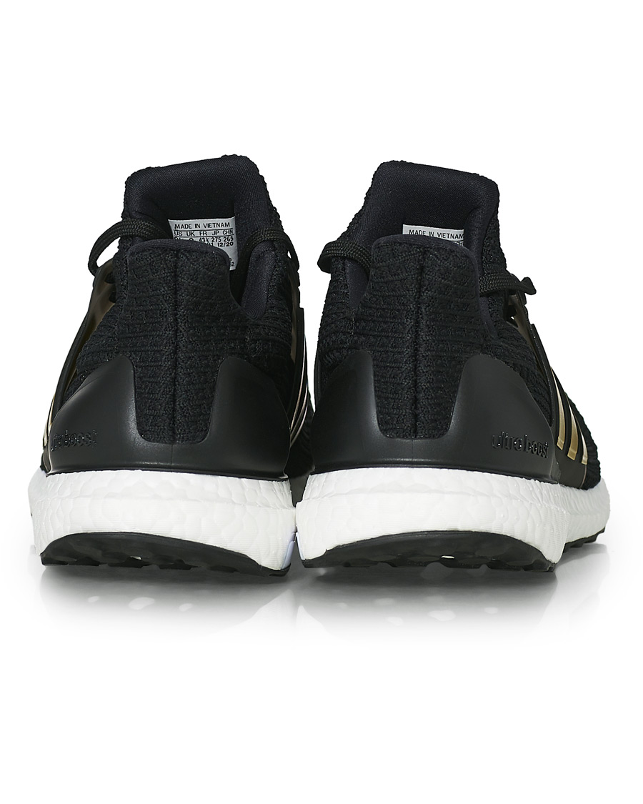 Homme | adidas Performance Ultraboost 4.0 DNA Sneaker Core Black/Gold | adidas Performance | Ultraboost 4.0 DNA Sneaker Core Black/Gold
