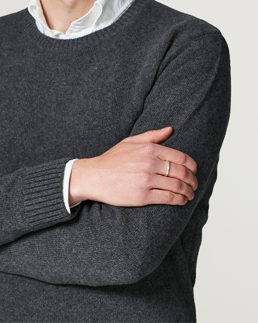 Homme | Contemporary Creators | LE GRAMME | Ribbon Brushed Ring Sterling Silver 3g