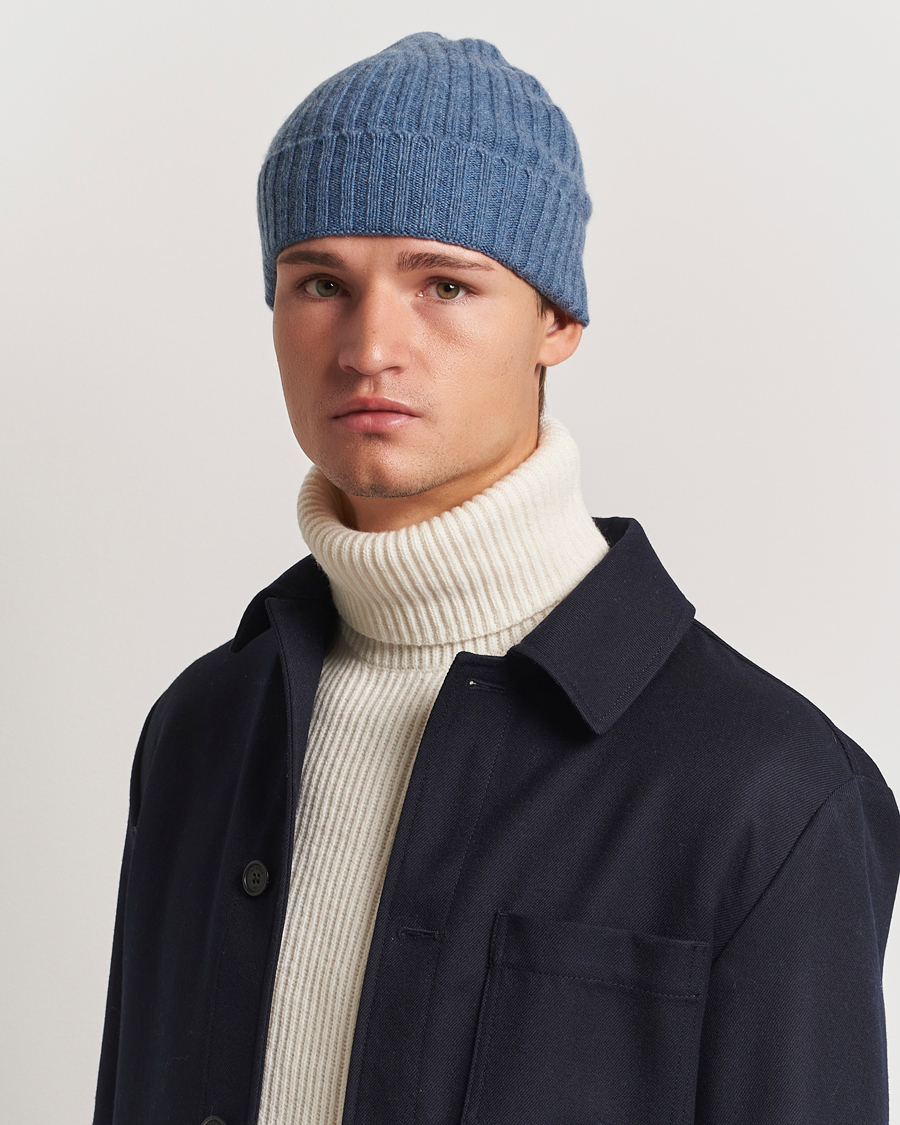 Homme | Amanda Christensen Rib Knitted Cashmere Cap Blue Melange | Amanda Christensen | Rib Knitted Cashmere Cap Blue Melange