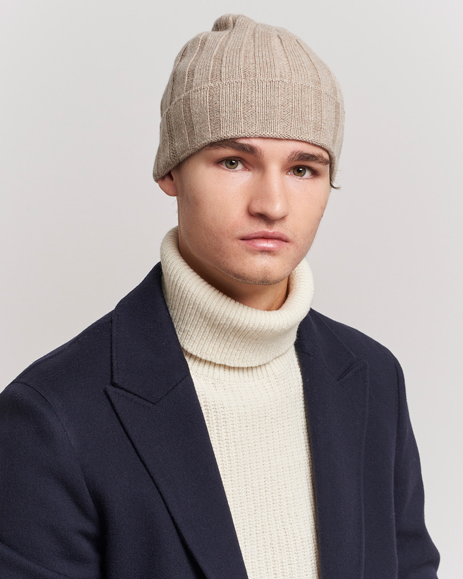Homme | Amanda Christensen Block Rib Knitted Cashmere Cap Beige Melange | Amanda Christensen | Block Rib Knitted Cashmere Cap Beige Melange