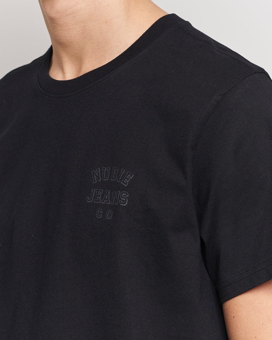 Homme | T-shirts | Nudie Jeans | Roy Logo Crew Neck Tee Black