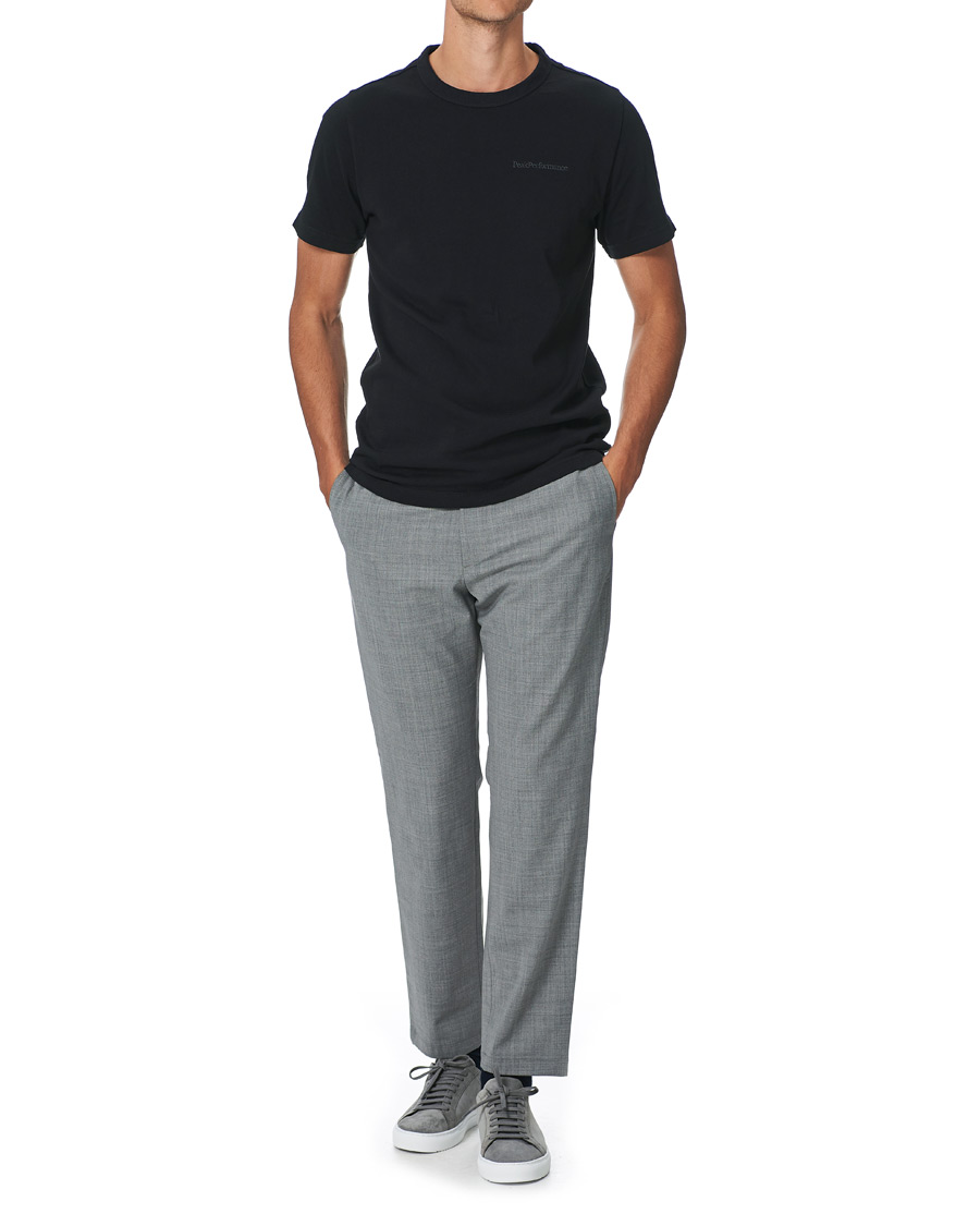 Homme | T-shirts | Peak Performance | Moment Organic Cotton Tee Black