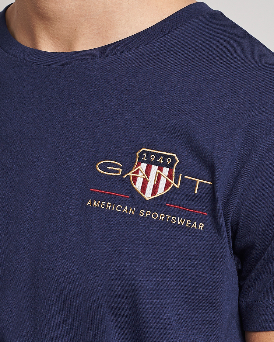 Homme | T-shirts | GANT | Archive Shield Logo Crew Neck Tee Evening Blue