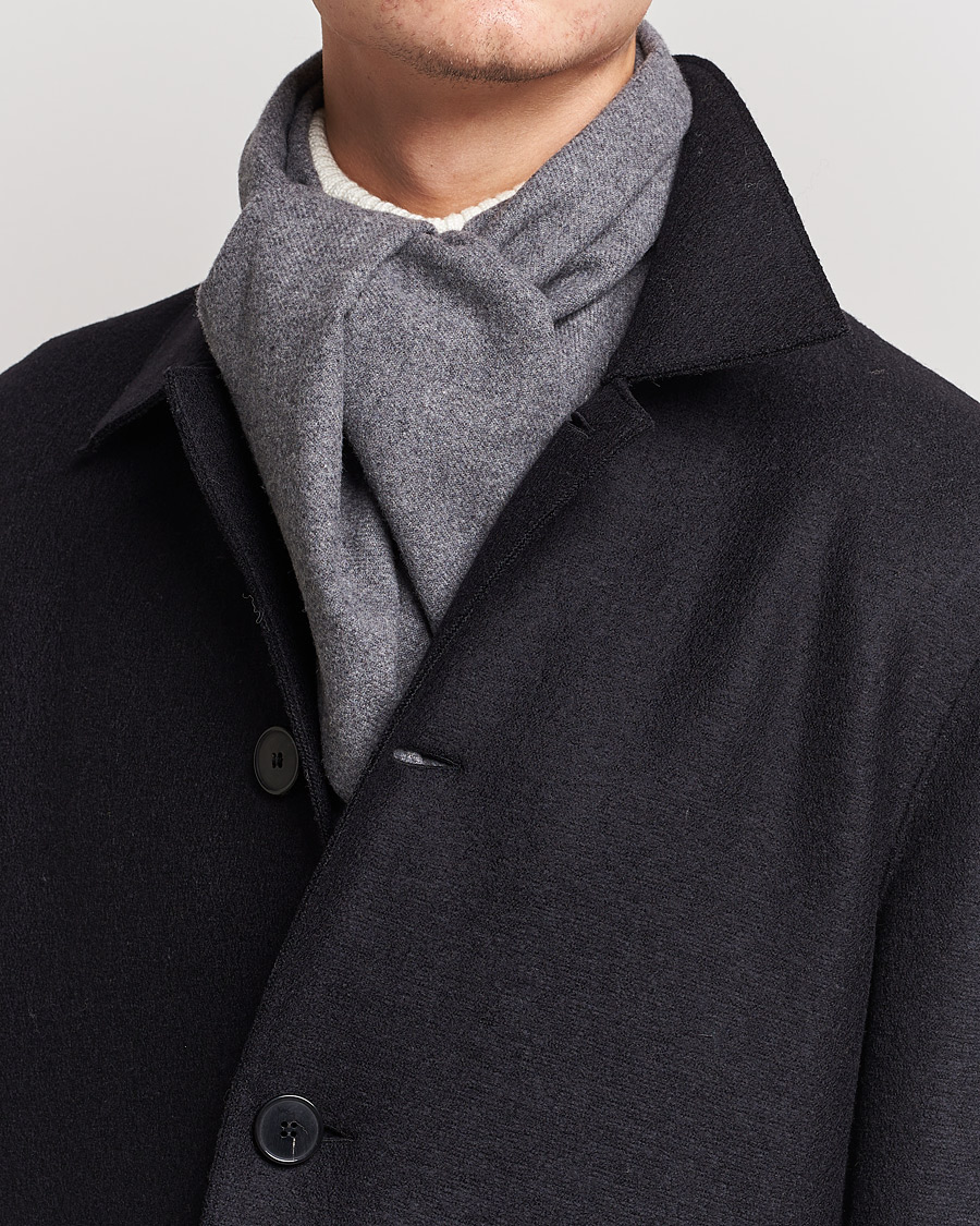 Homme | GANT Solid Wool Scarf Charcoal Melange | GANT | Solid Wool Scarf Charcoal Melange
