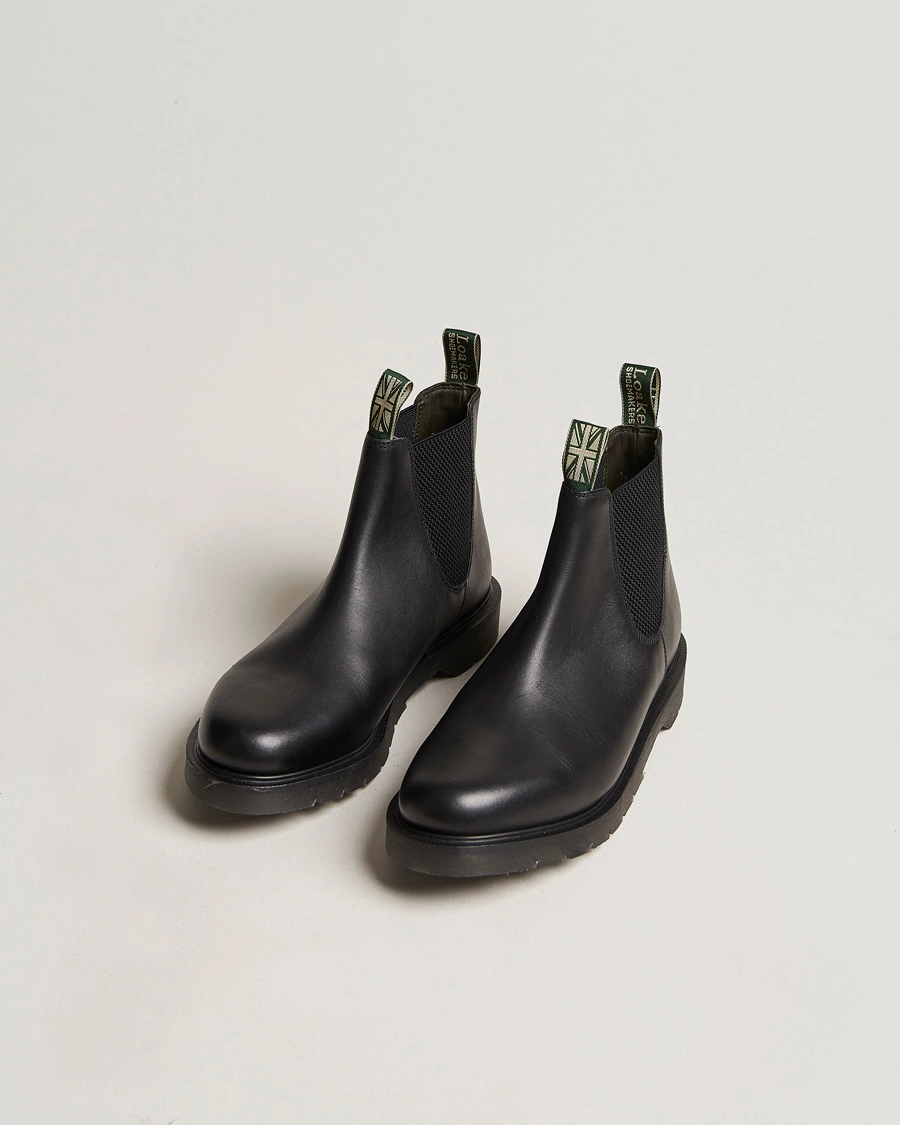 Homme | Chaussures En Daim | Loake Shoemakers | Loake 1880 Mccauley Heat Sealed Chelsea Black Leather
