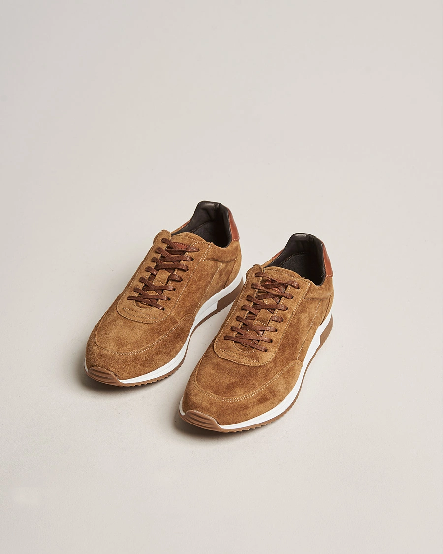 Homme |  | Design Loake | Bannister Running Sneaker Tan Suede