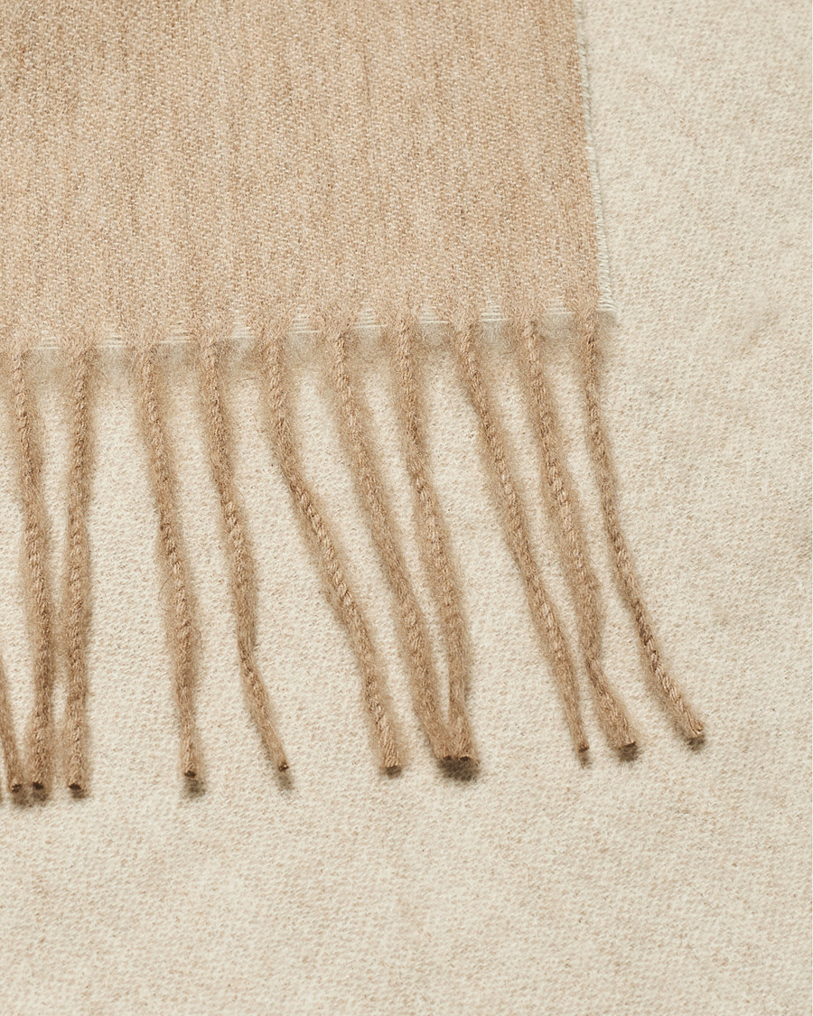 Homme | Begg & Co Arran Reversible Cashmere Scarf Stone/White | Begg & Co | Arran Reversible Cashmere Scarf Stone/White