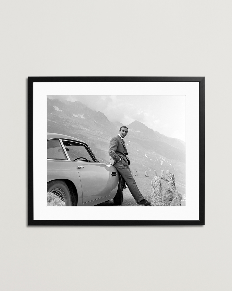 Homme | Affiches | Sonic Editions | Framed Connery And His Aston Martin