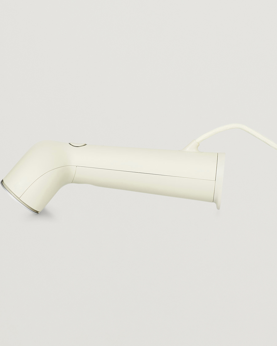 Homme | Steamery Cirrus No. 3 Iron Steamer Sand | Steamery | Cirrus No. 3 Iron Steamer Sand