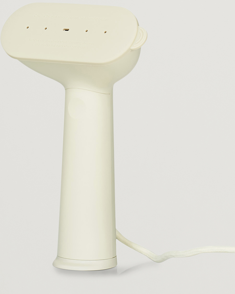 Homme | Steamery Cirrus No. 3 Iron Steamer Sand | Steamery | Cirrus No. 3 Iron Steamer Sand