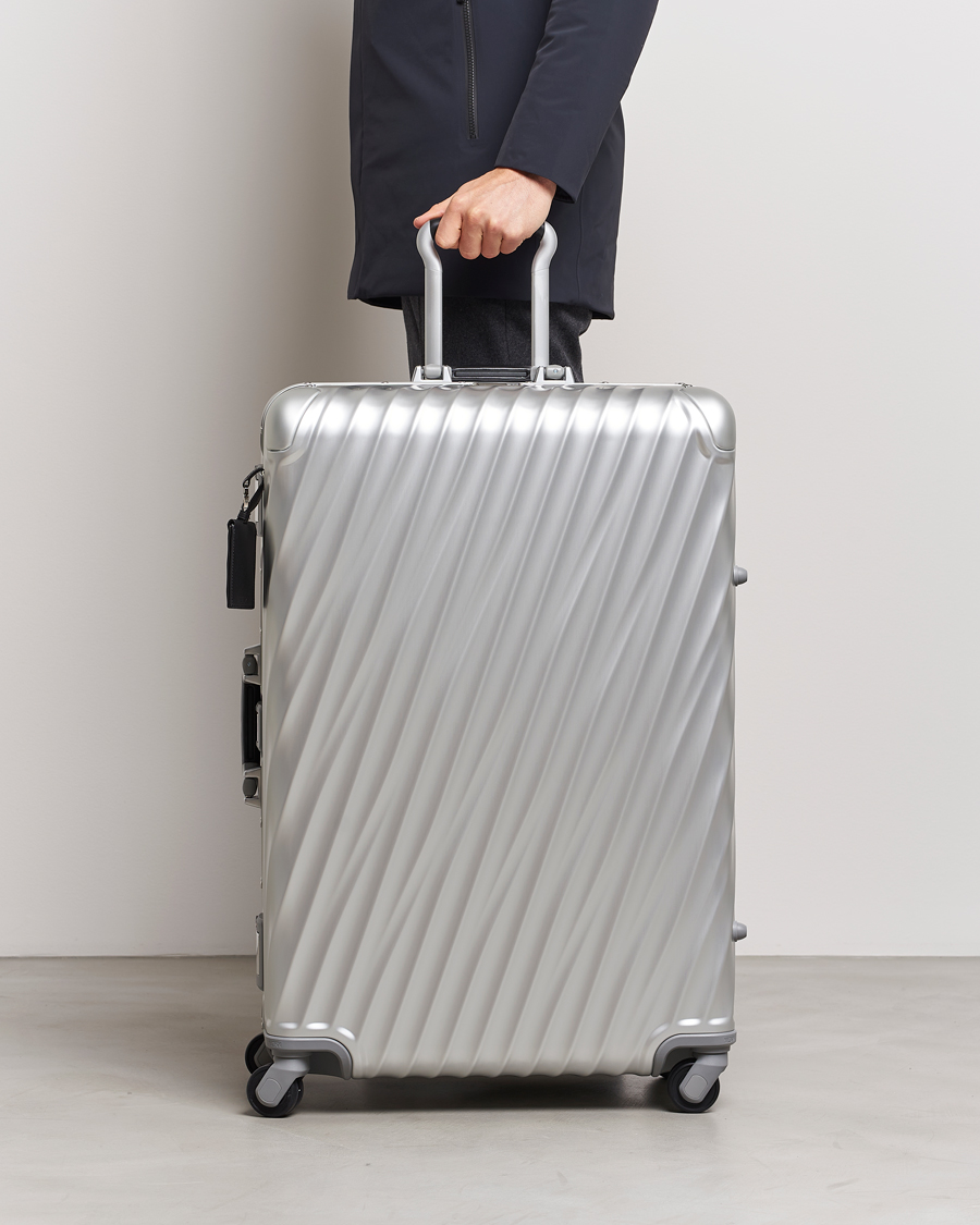 Homme |  | TUMI | Extended Trip Aluminum Packing Case Silver