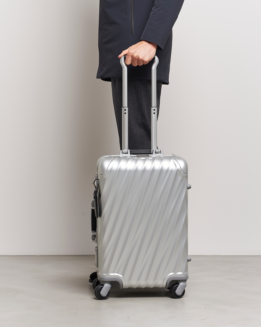 Homme | TUMI International Carry-on Aluminum Trolley Silver | TUMI | International Carry-on Aluminum Trolley Silver