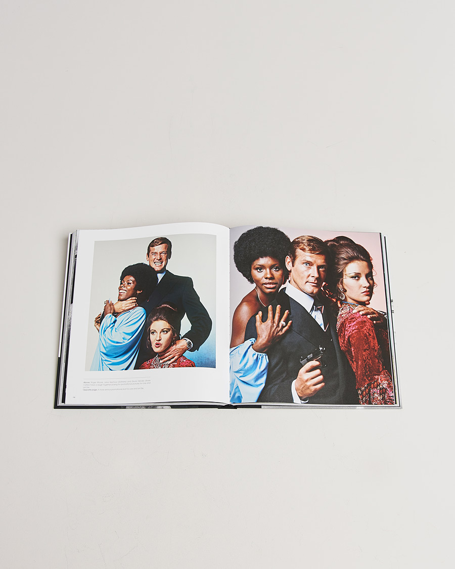 Homme | Livres | New Mags | Bond - The Definitive Collection