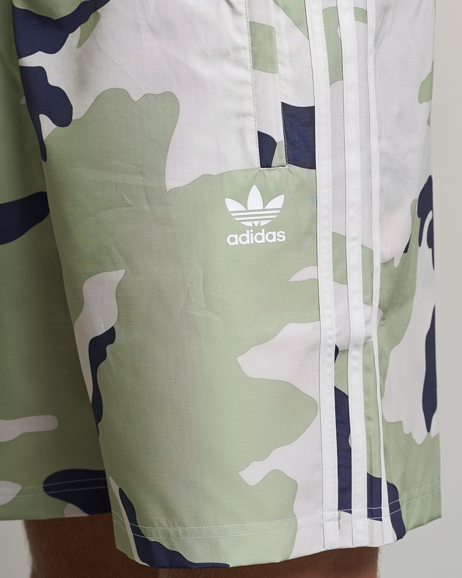 Homme | Shorts | adidas Originals | Camo Shorts Camo